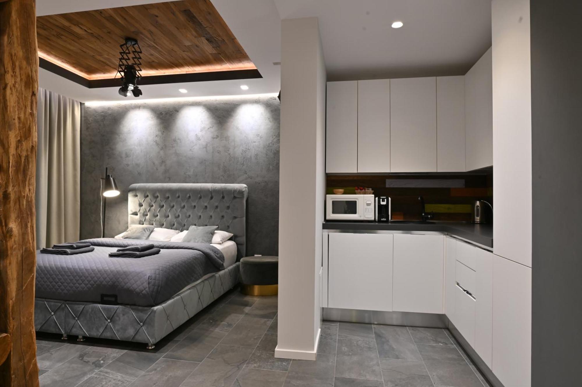 Alto Studio & Free Private Parking Brasov Exterior photo
